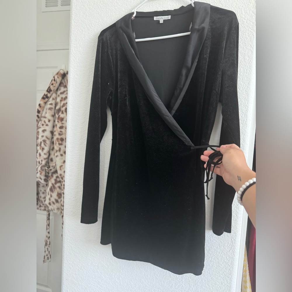 Black Romper perfect date night outfit